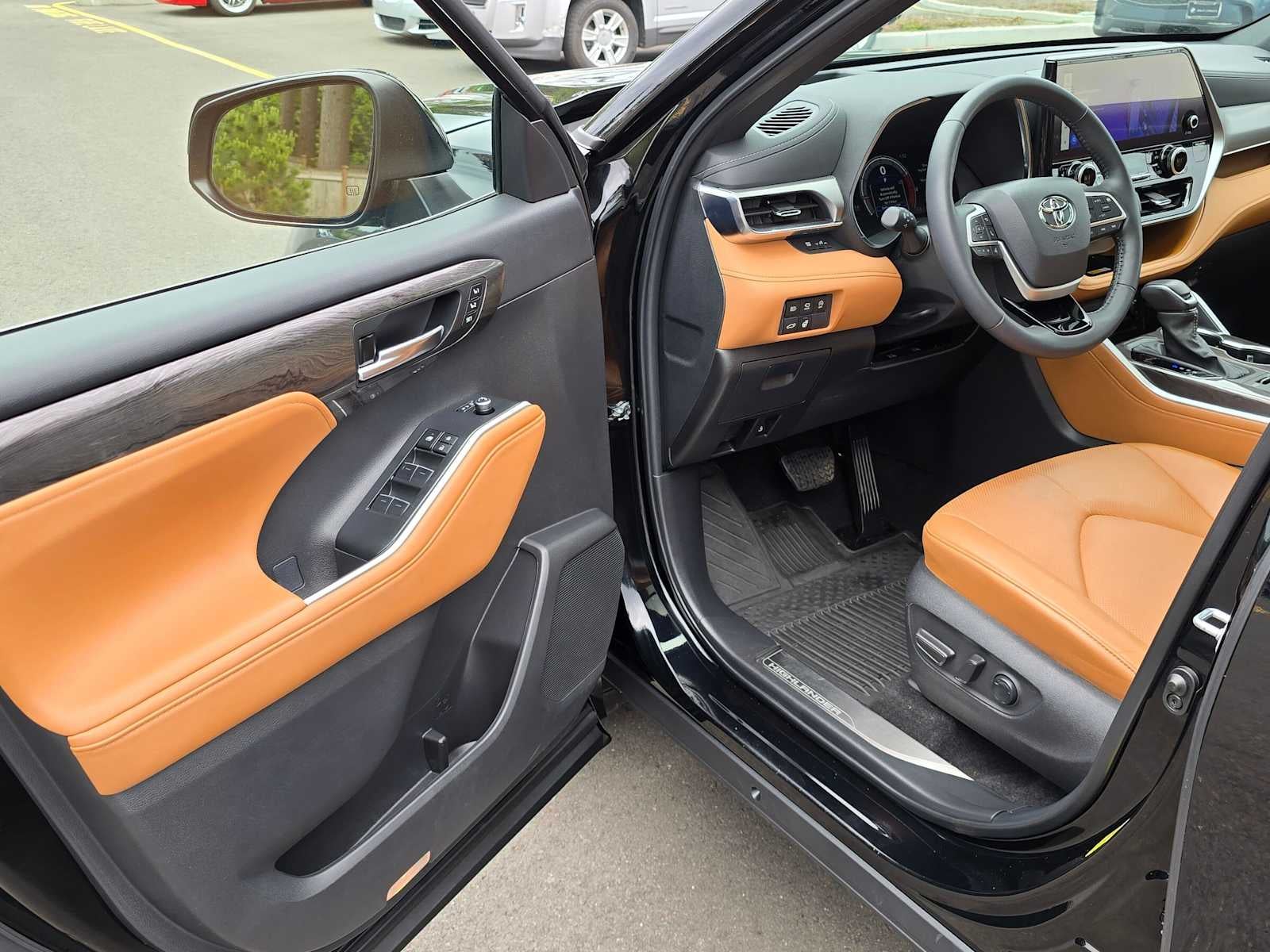 2024 Toyota Highlander Platinum