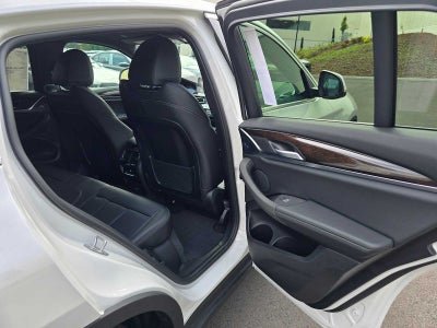 2025 BMW X4 xDrive30i