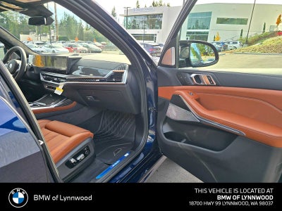 2026 BMW X7 M60i M60i