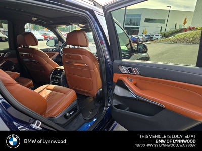 2026 BMW X7 M60i M60i