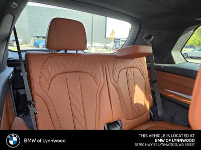 2026 BMW X7 M60i M60i