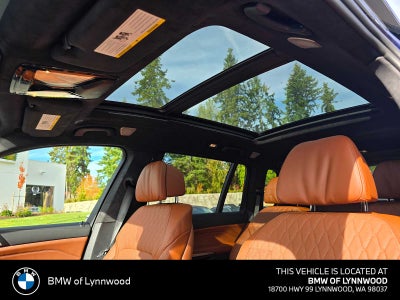 2026 BMW X7 M60i M60i