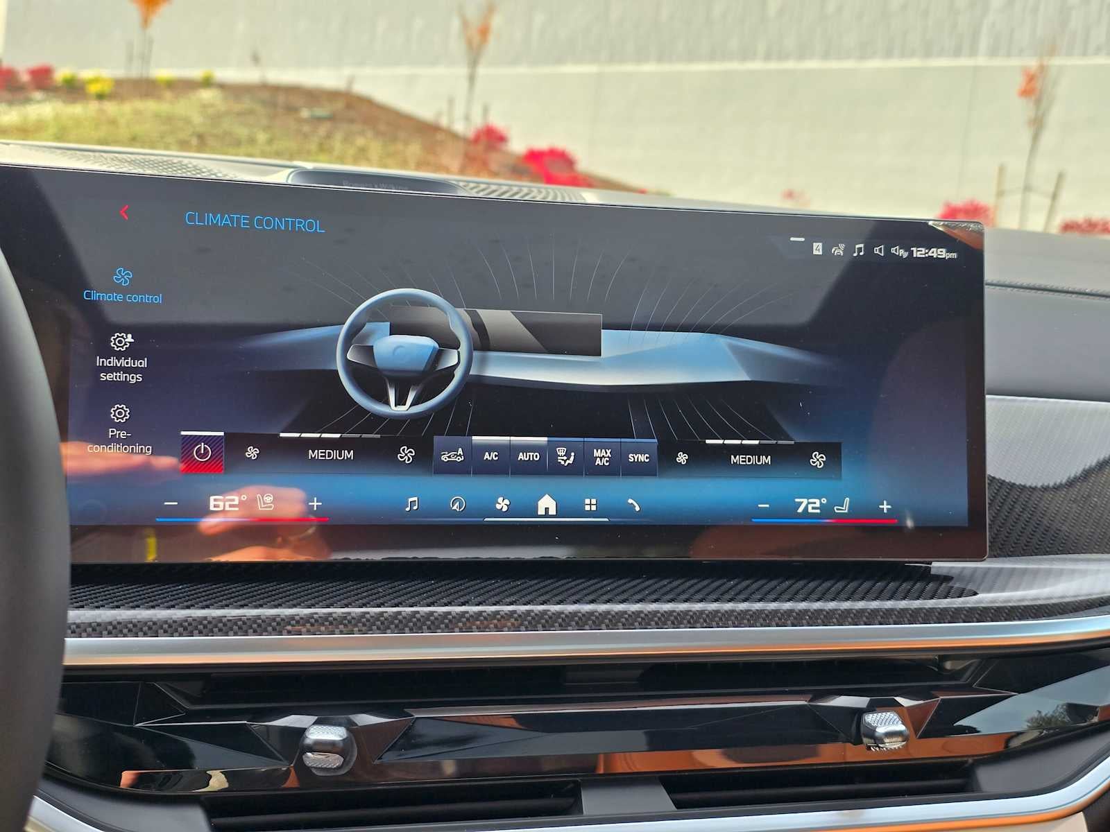 2026 BMW X7 M60i M60i