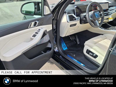 2026 BMW X5 M60i M60i