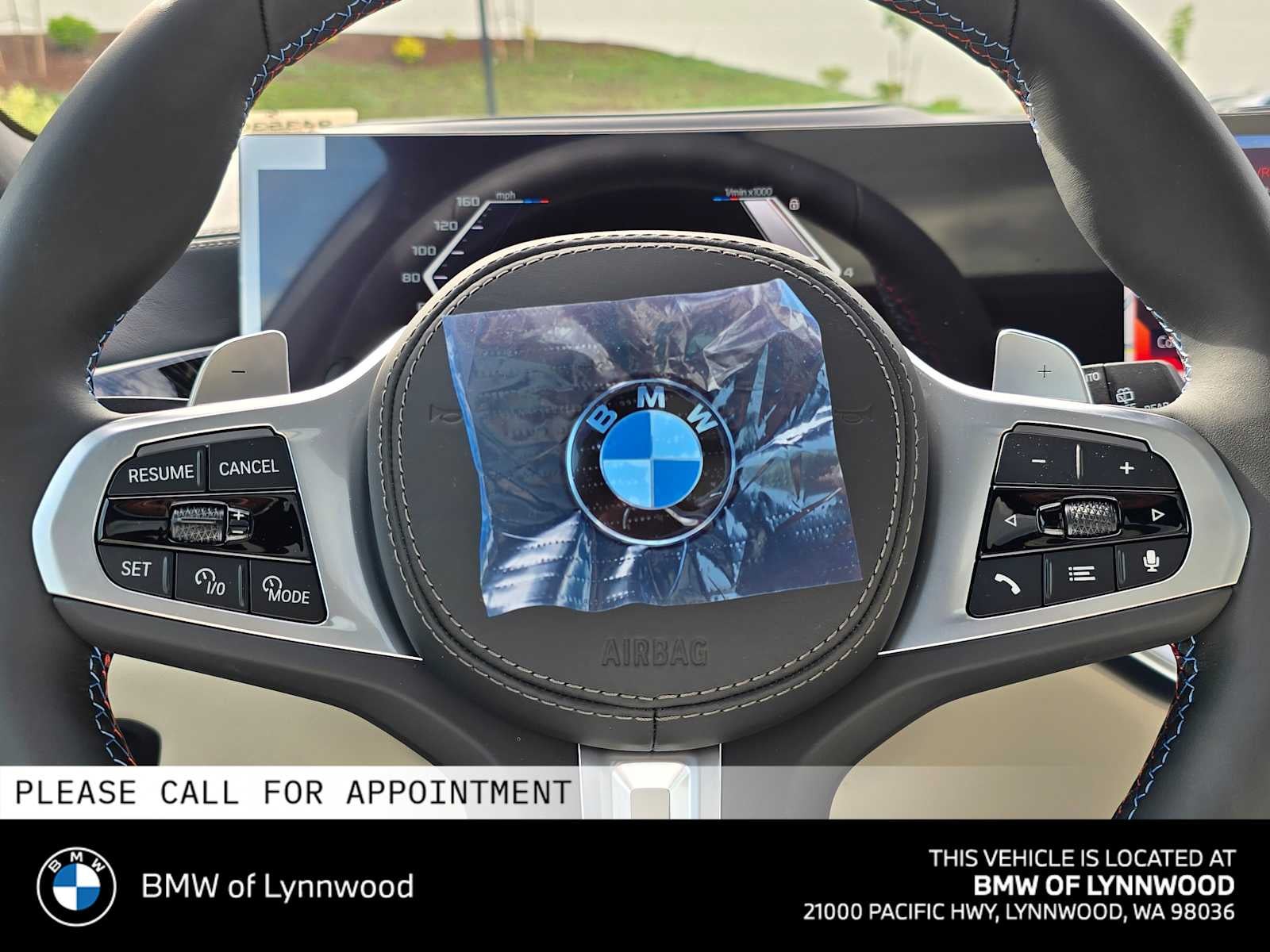 2026 BMW X5 M60i M60i