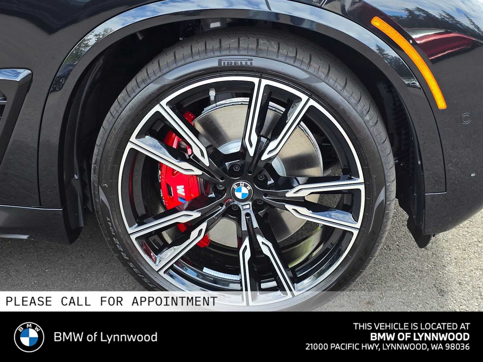 2026 BMW X5 M60i M60i