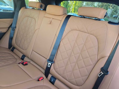 2025 BMW X5 M60i M60i