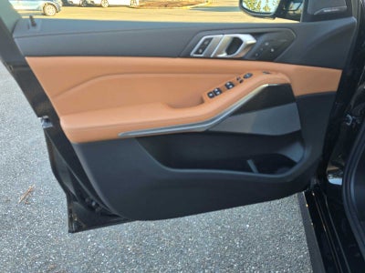 2025 BMW X5 M60i M60i