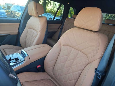 2025 BMW X5 M60i M60i