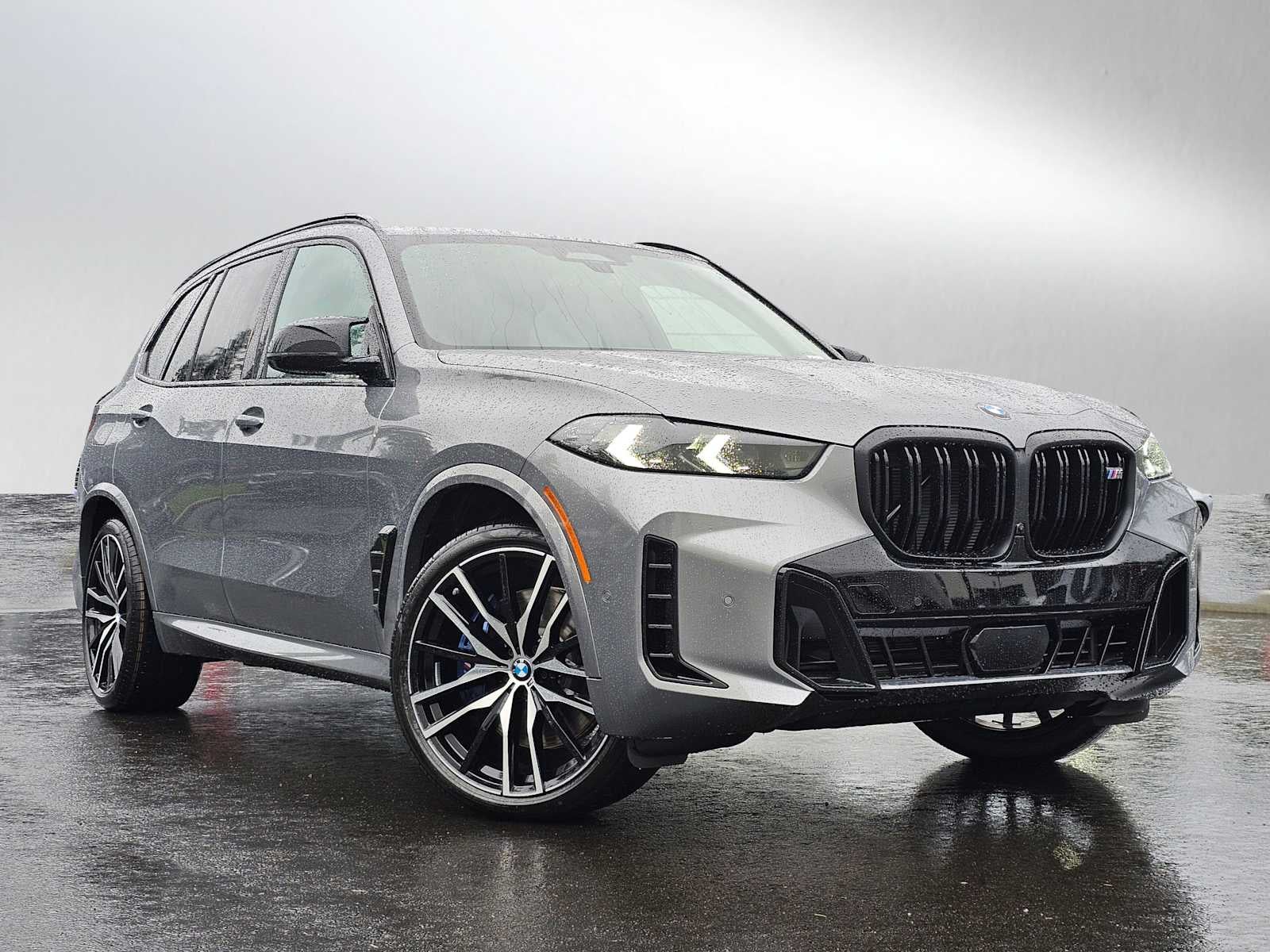 2026 BMW X5 M60i