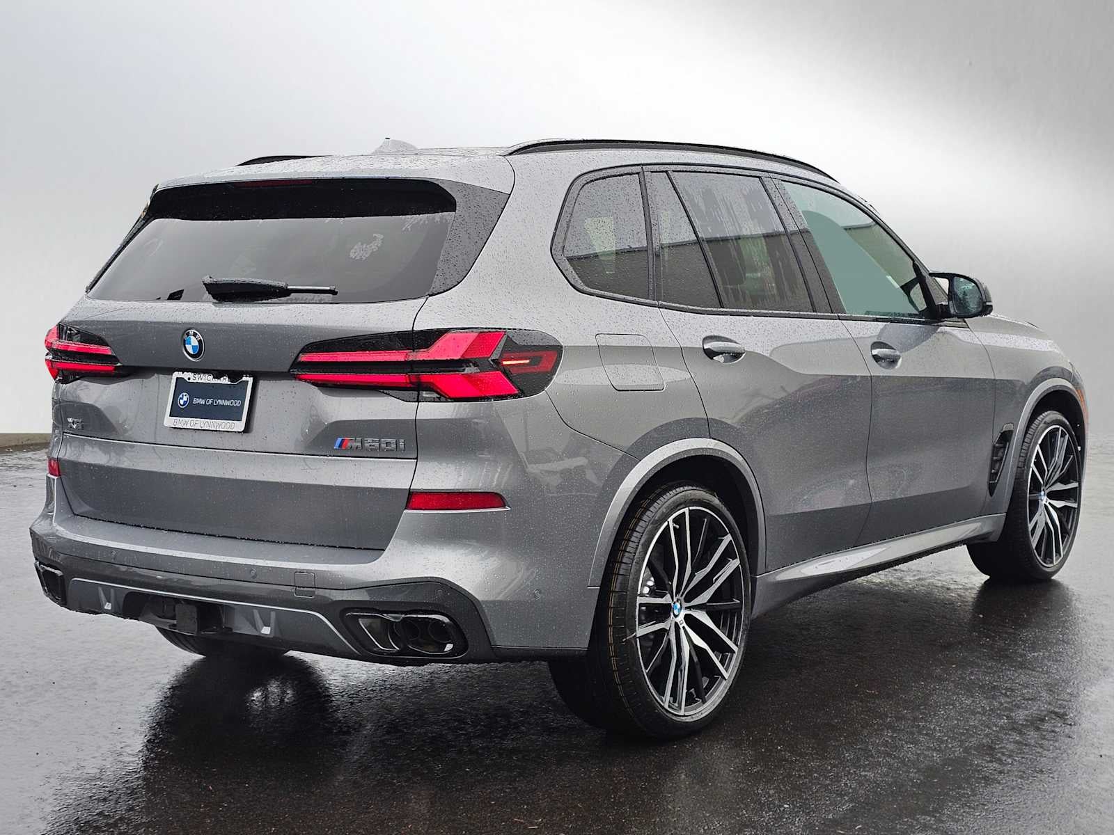 2026 BMW X5 M60i