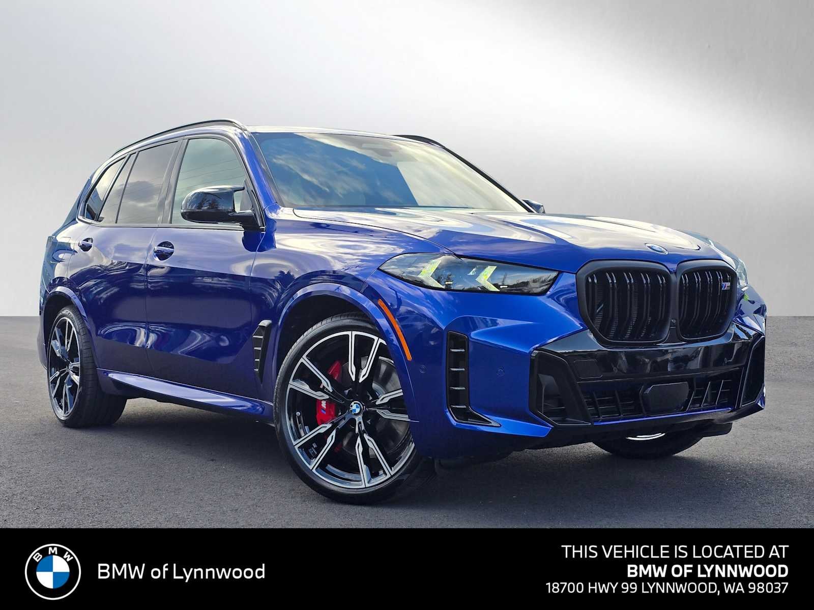 2026 BMW X5 M60i M60i