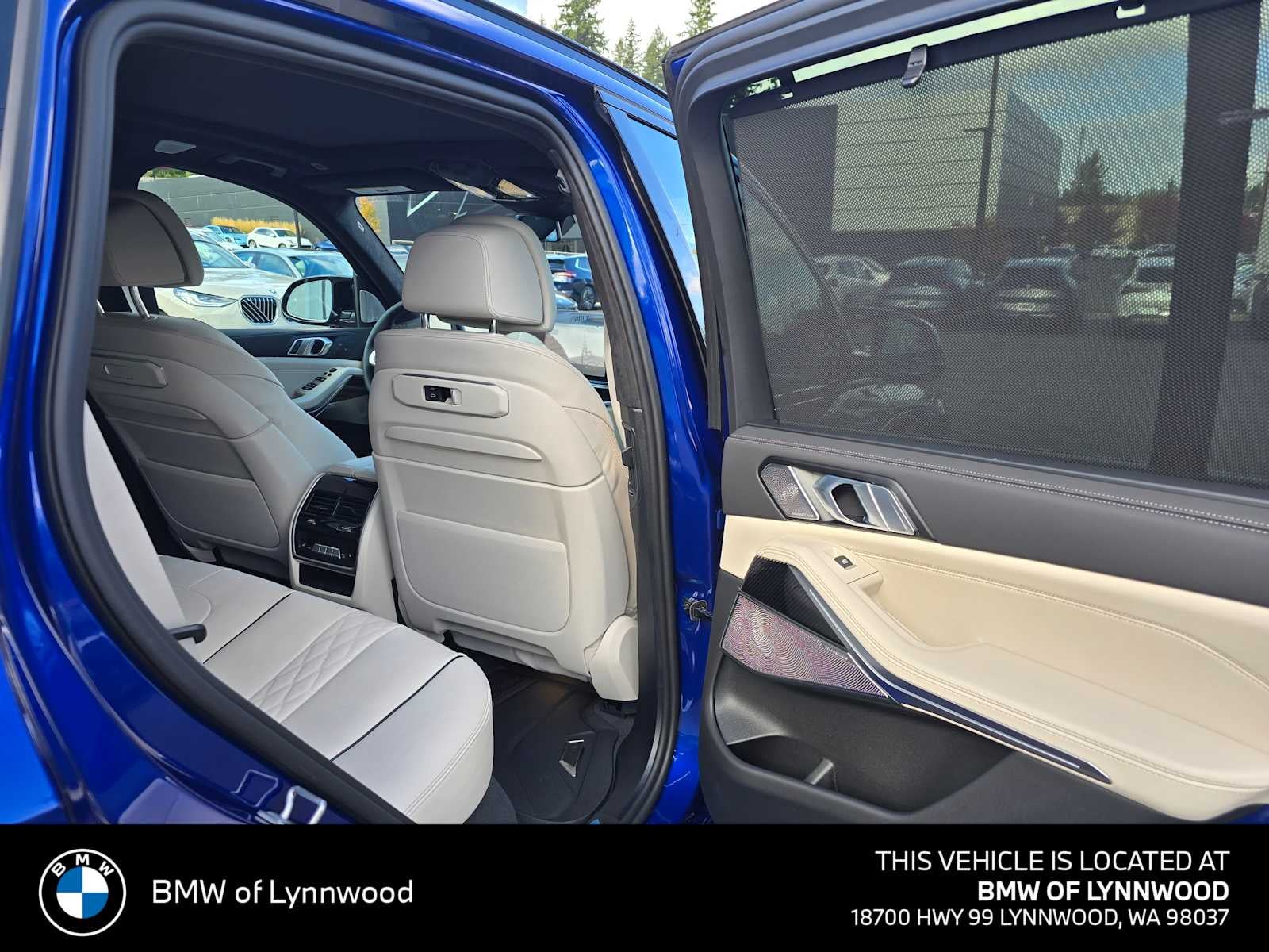 2026 BMW X5 M60i M60i