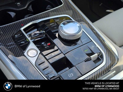 2026 BMW X5 M60i M60i