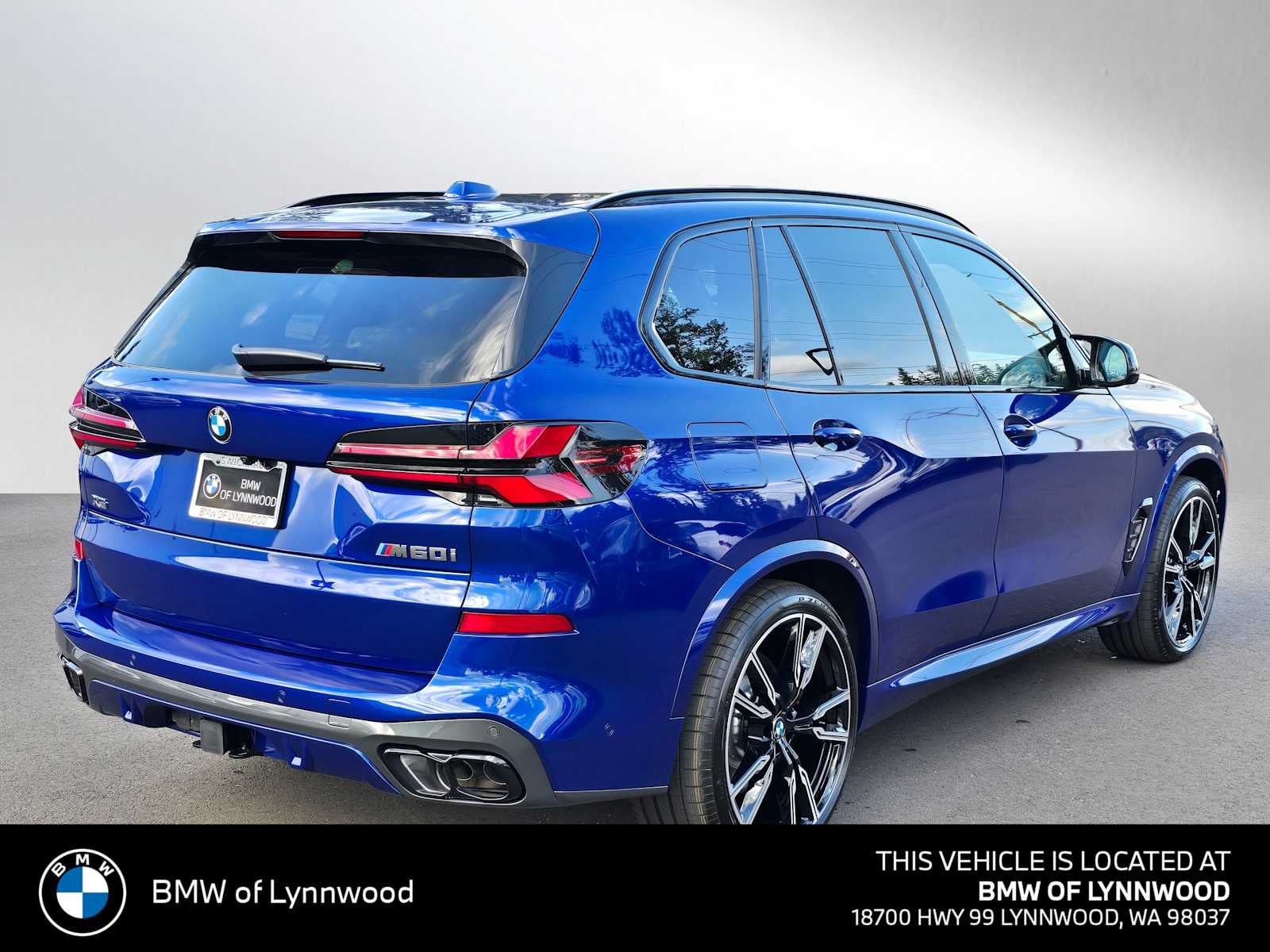 2026 BMW X5 M60i M60i