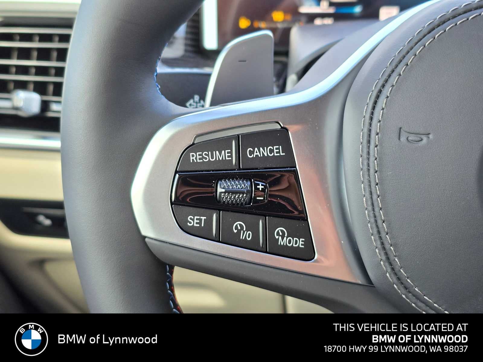 2026 BMW X5 M60i M60i