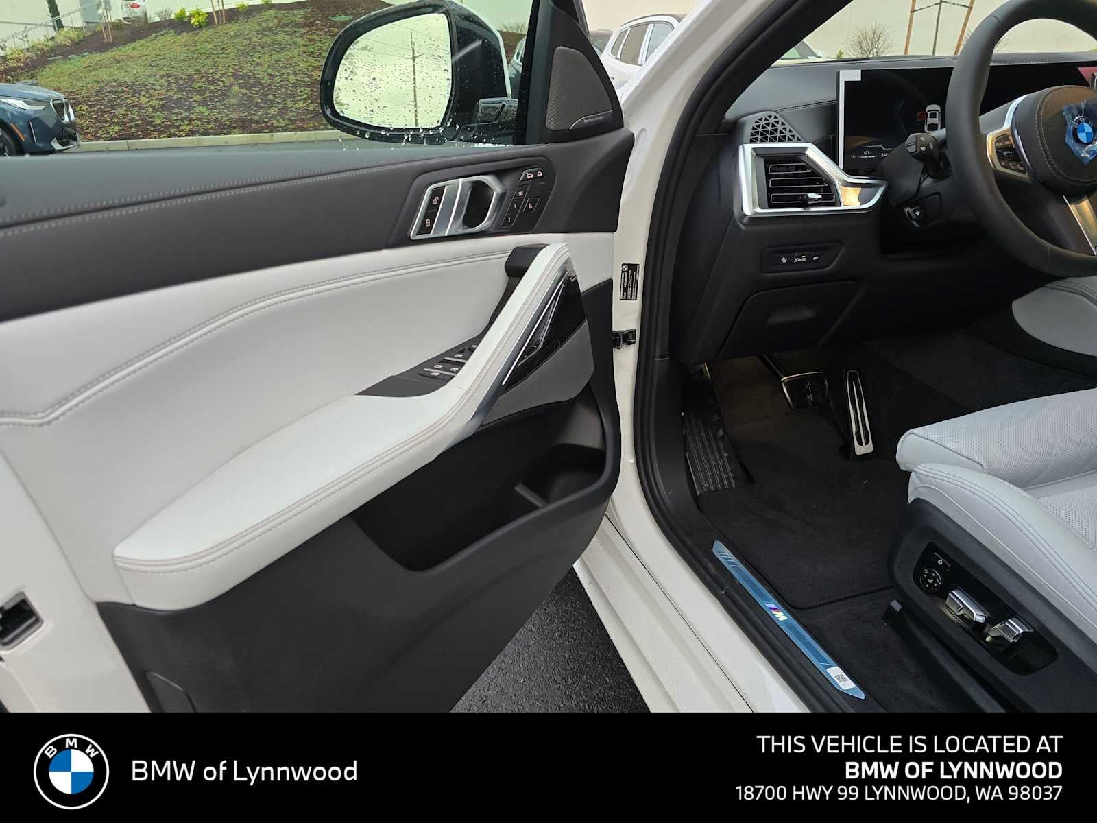 2026 BMW X6 xDrive40i
