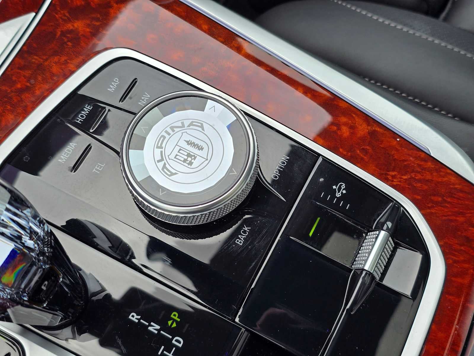 2023 BMW ALPINA XB7 ALPINA XB7