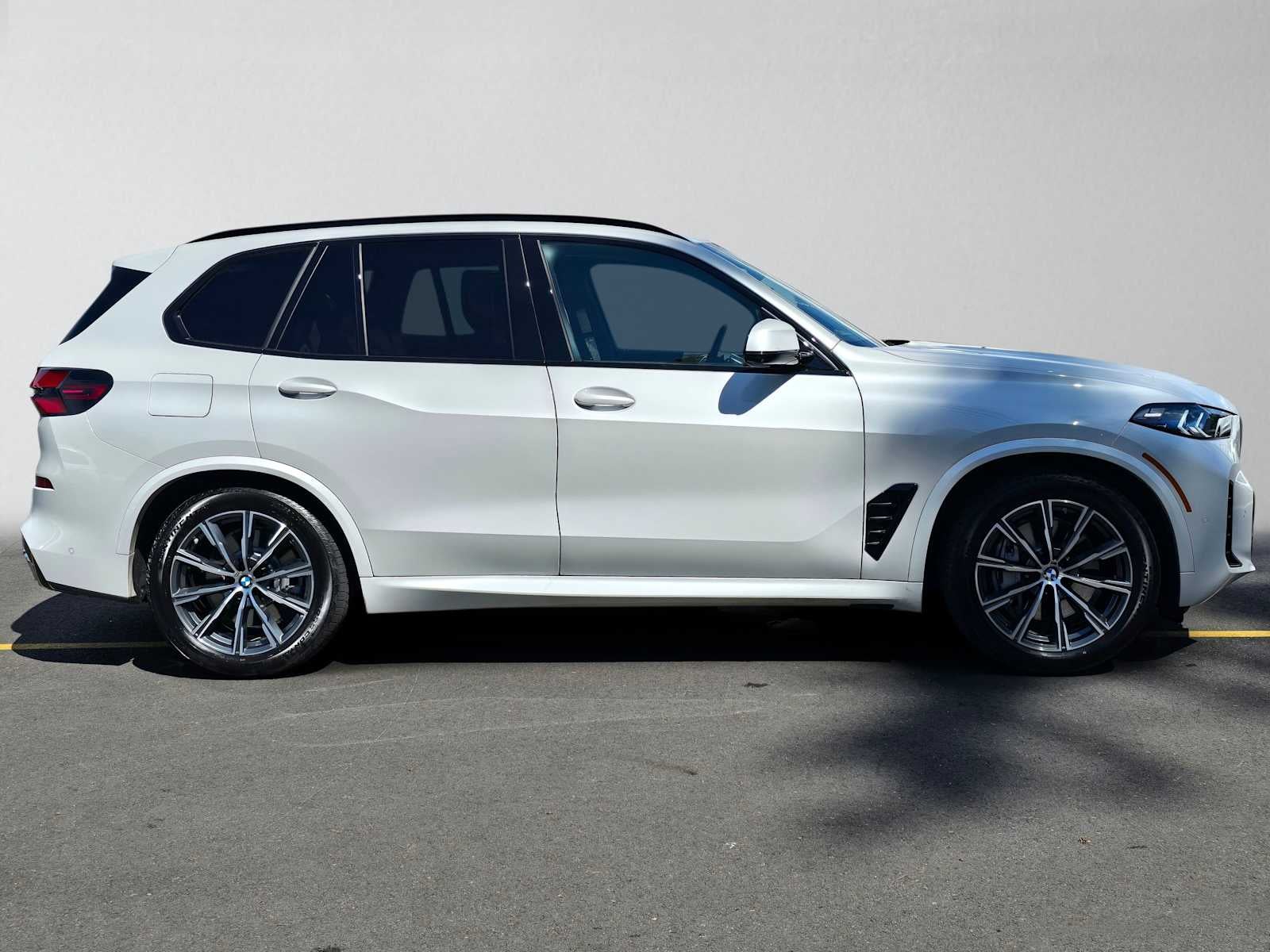 2026 BMW X5 xDrive50e xDrive50e