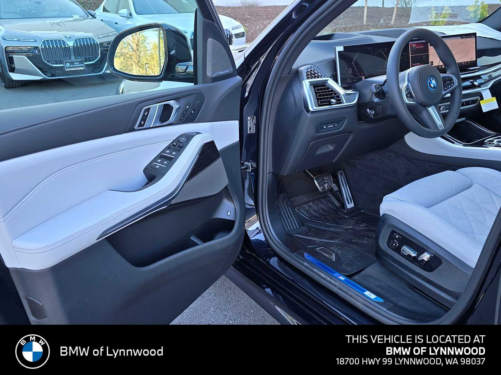 2026 BMW X5 xDrive50e xDrive50e