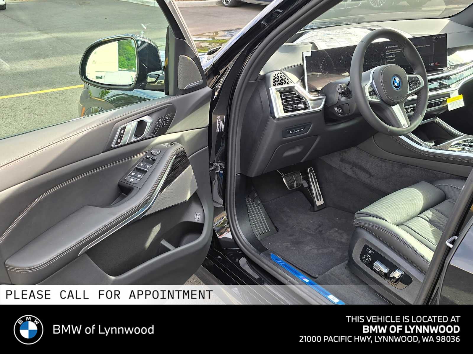 2026 BMW X5 xDrive50e xDrive50e