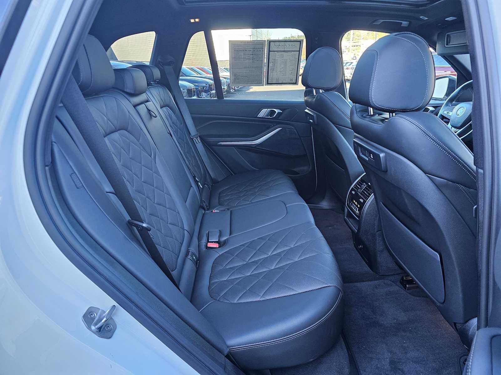 2023 BMW X5 xDrive40i xDrive40i