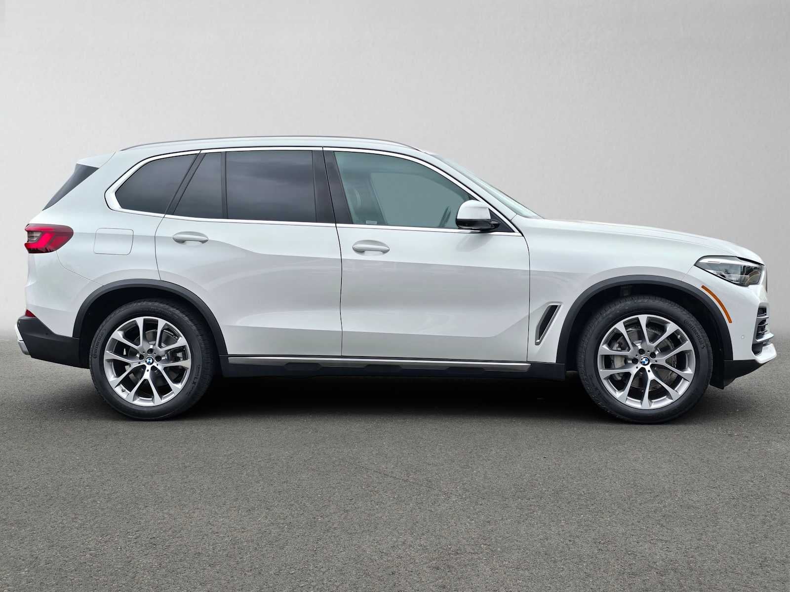 2022 BMW X5 xDrive40i xDrive40i