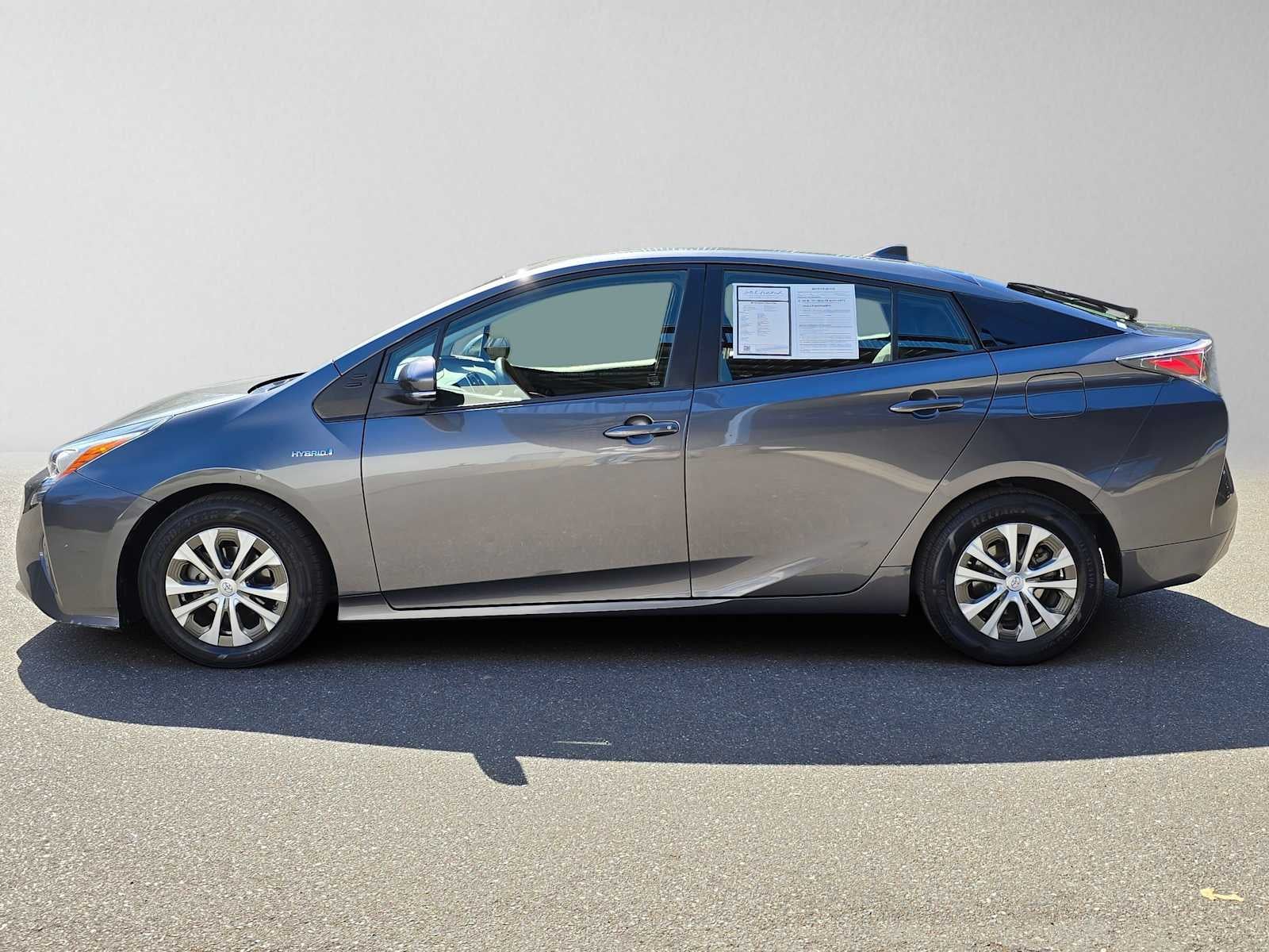 2016 Toyota Prius Two