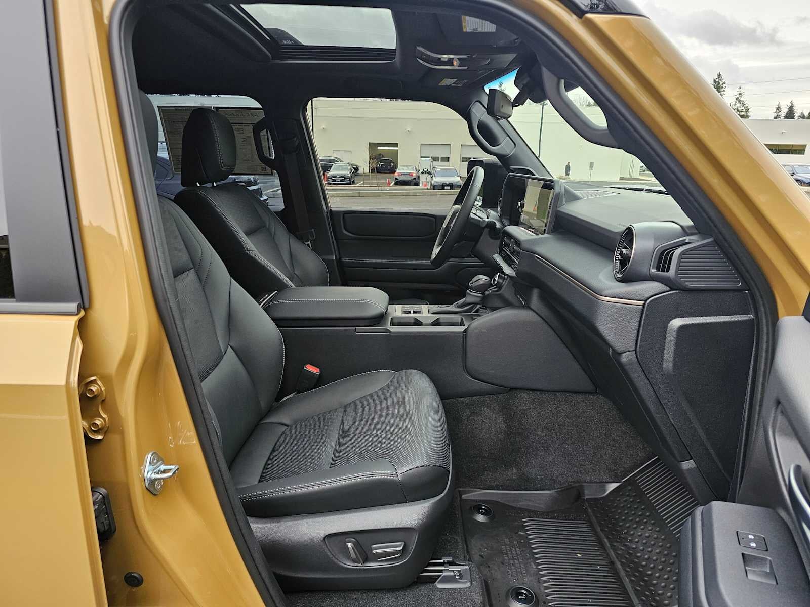 2026 Toyota Land Cruiser 4WD (Natl)