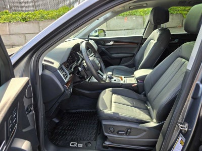 2020 Audi Q5 Premium Plus