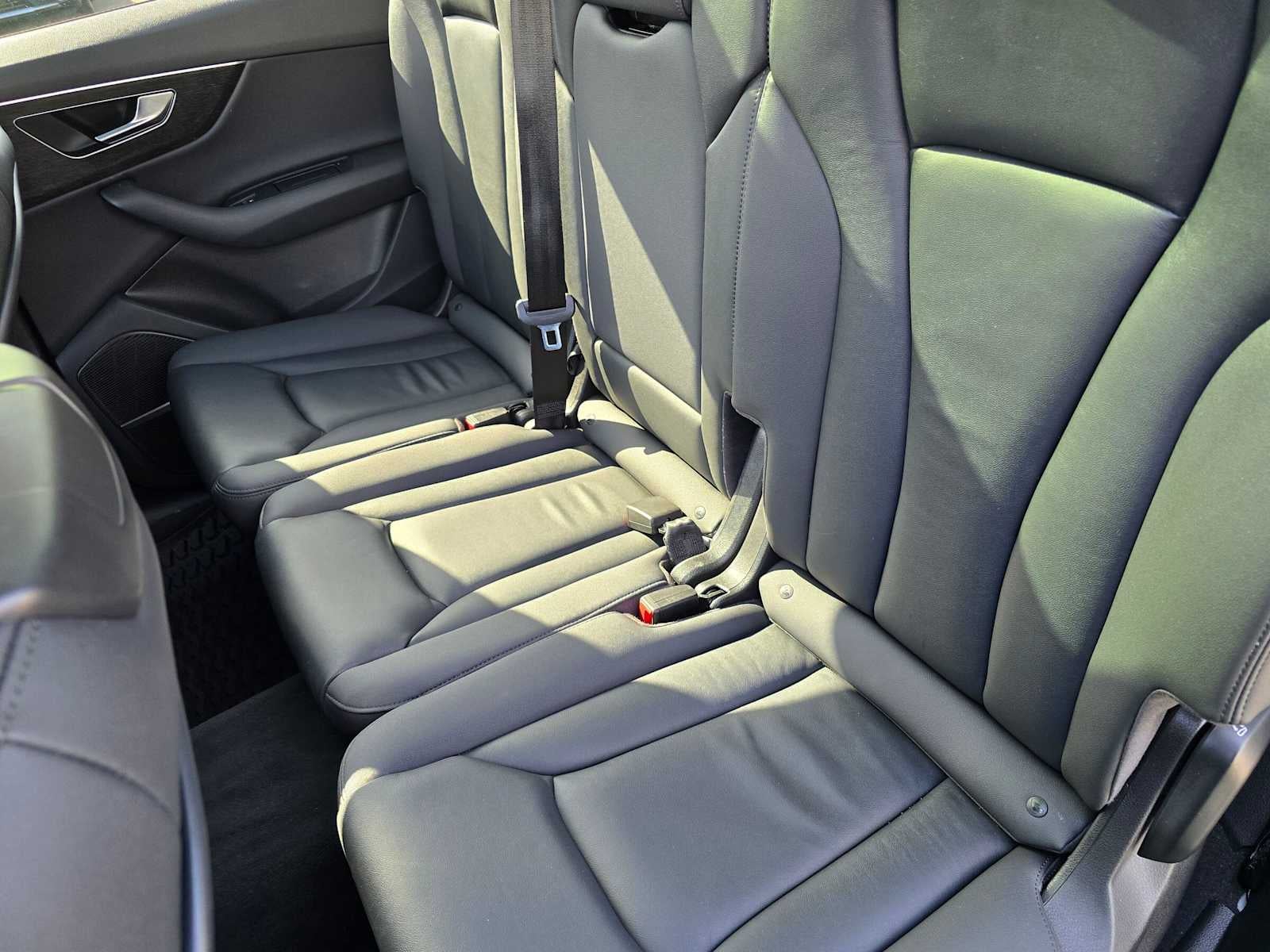 2021 Audi Q7 Premium Plus
