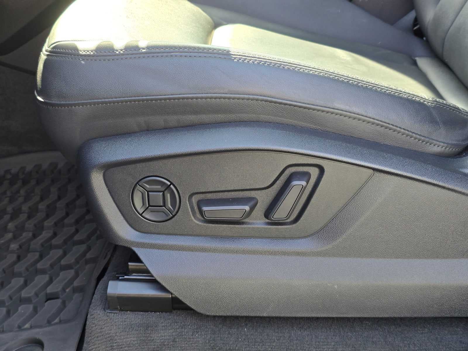 2021 Audi Q7 Premium Plus