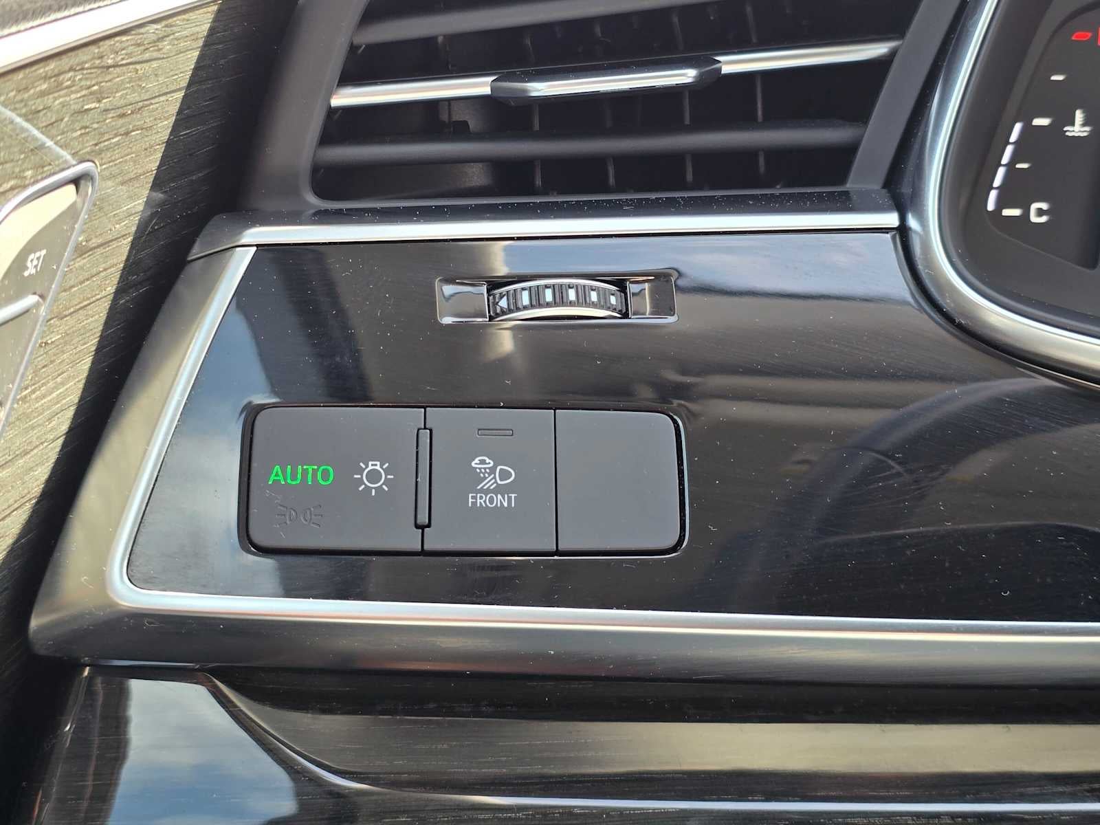 2021 Audi Q7 Premium Plus