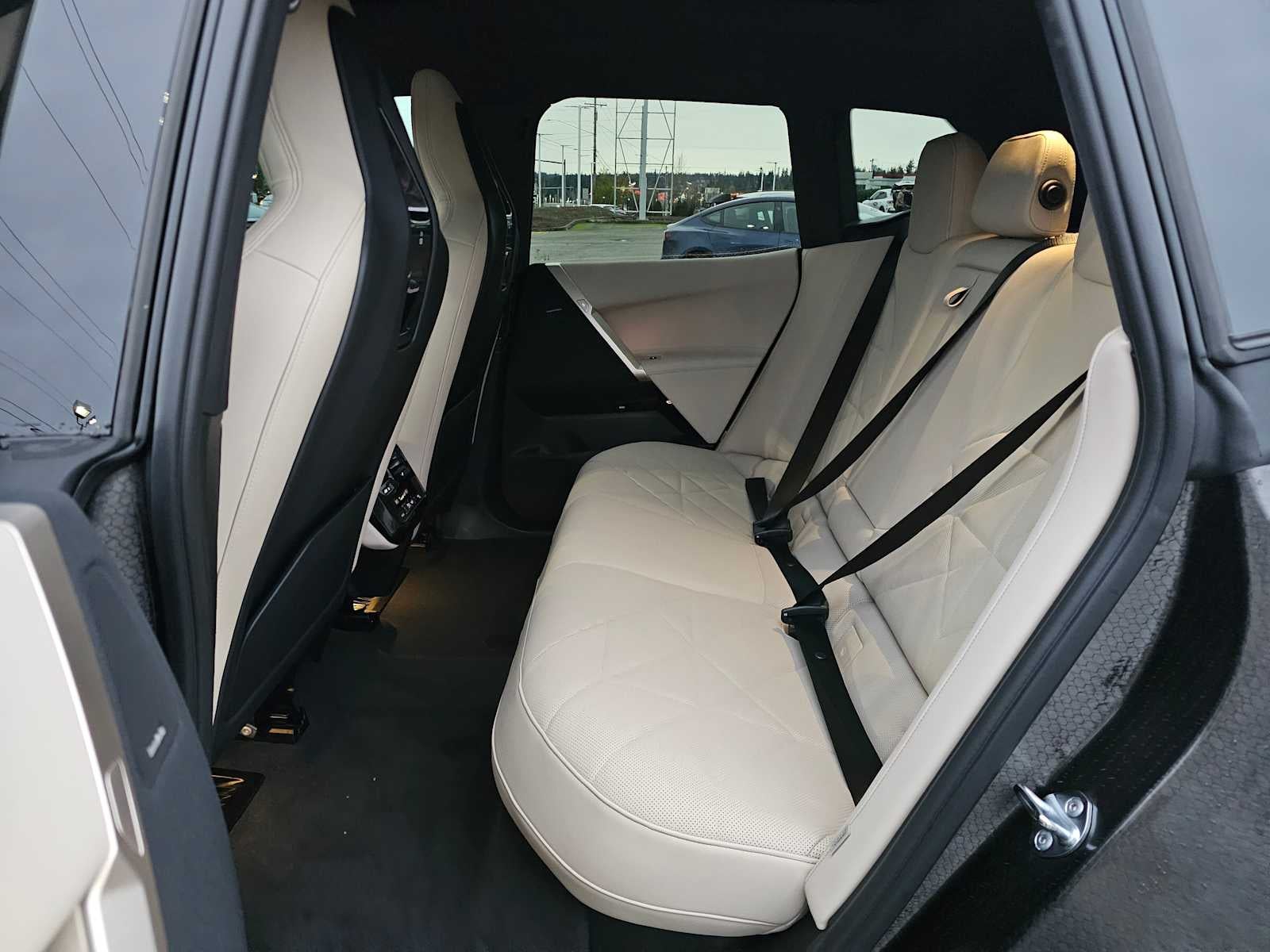 2025 BMW iX xDrive50