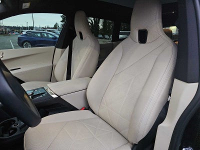 2025 BMW iX xDrive50