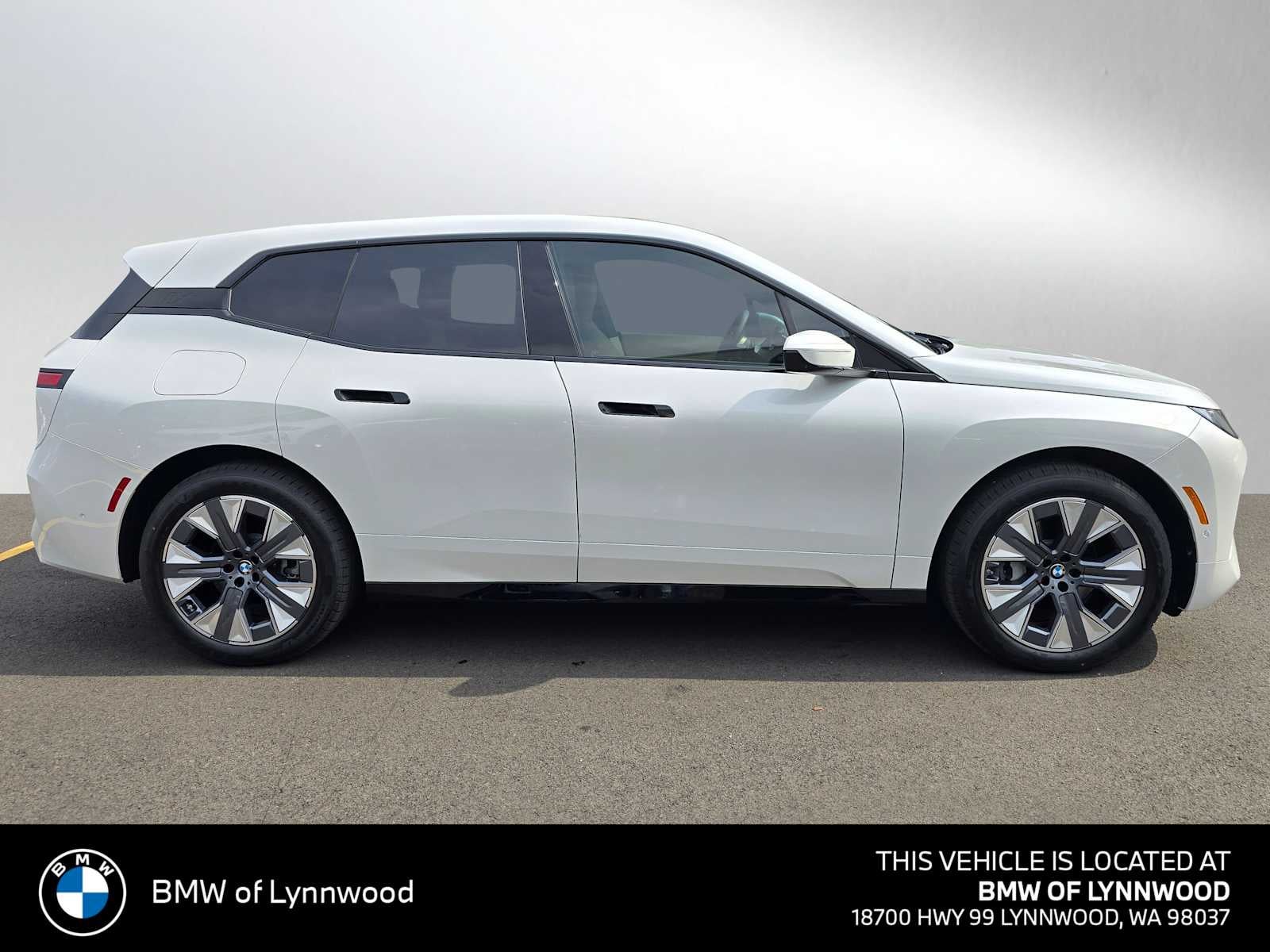 2026 BMW iX xDrive45 xDrive45