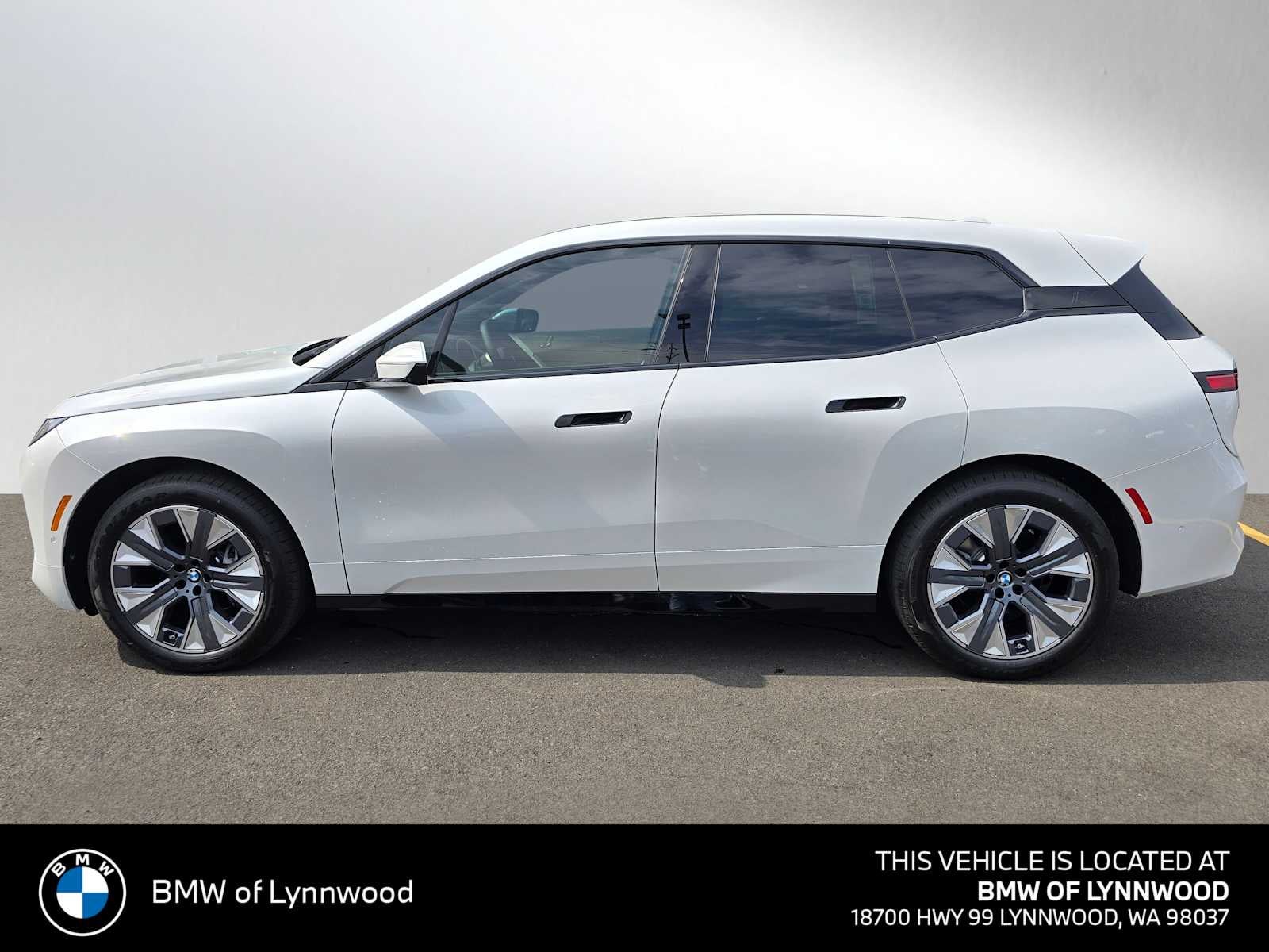 2026 BMW iX xDrive45 xDrive45