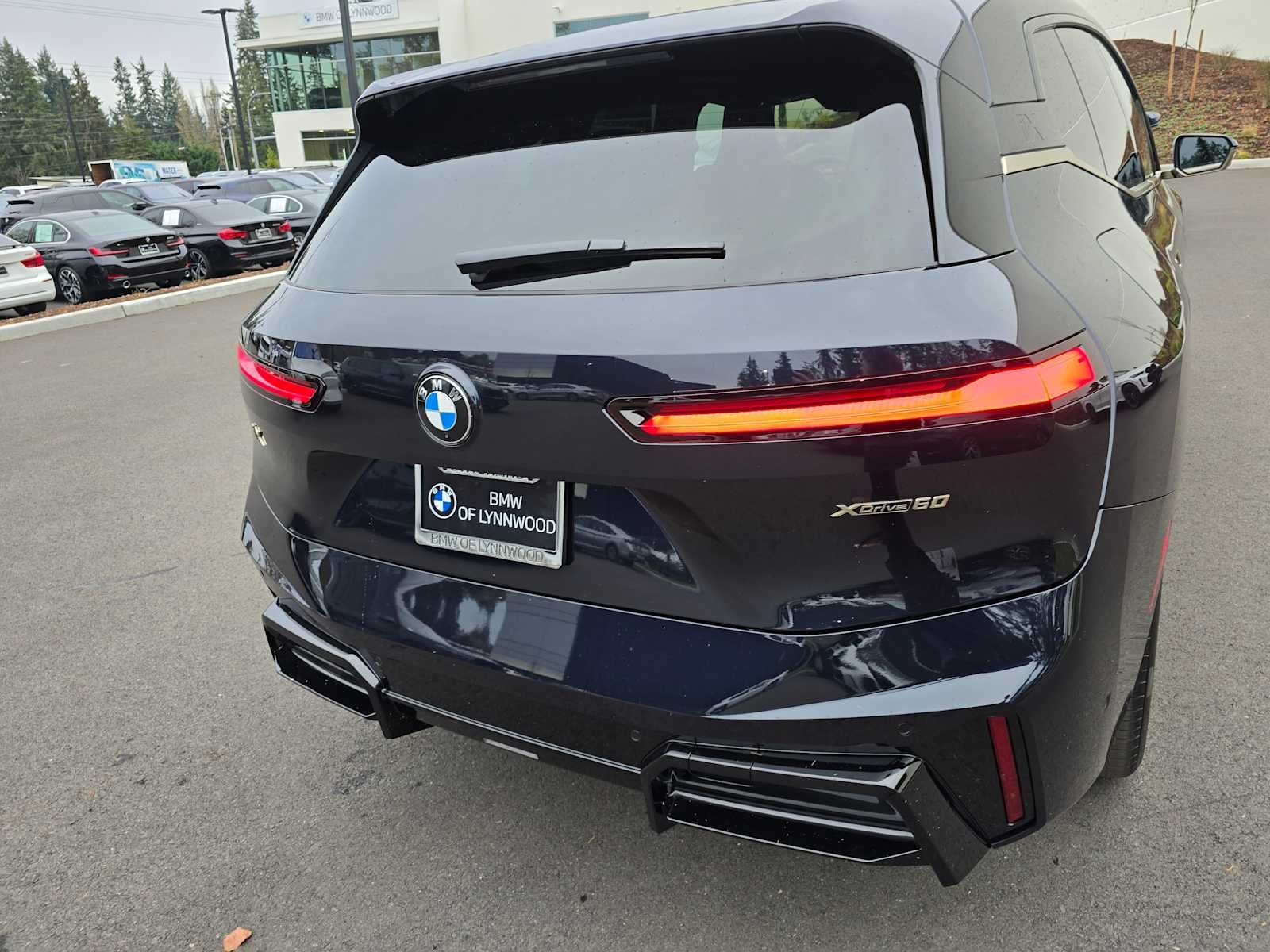 2026 BMW iX xDrive60