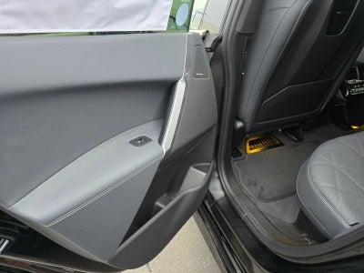 2026 BMW iX xDrive60