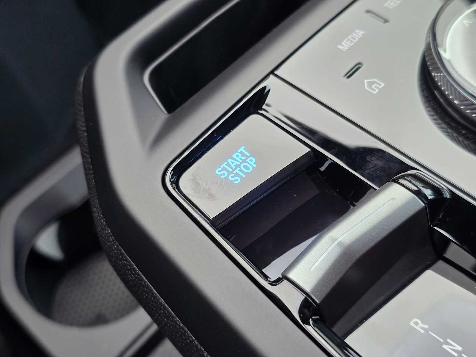 2026 BMW iX xDrive60