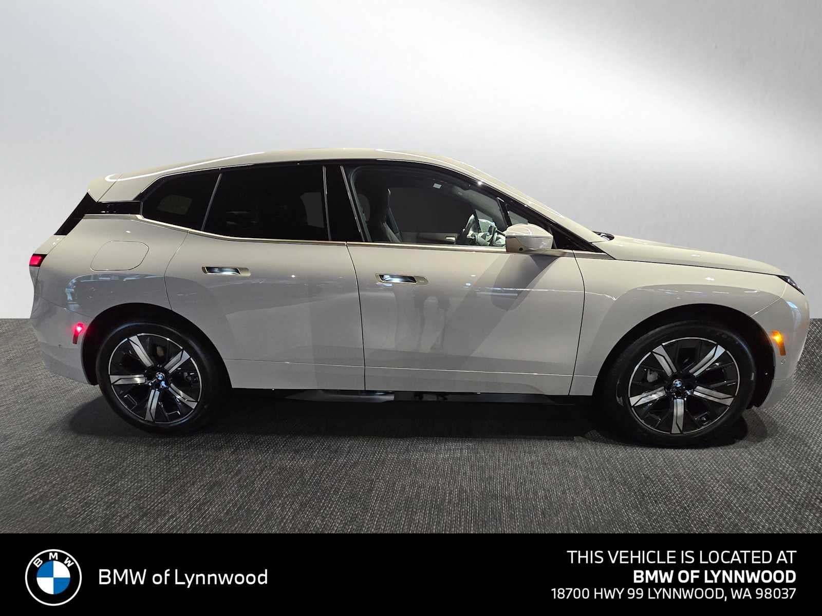 2026 BMW iX xDrive60 xDrive60