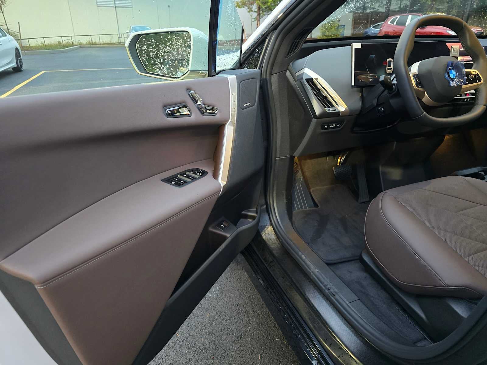 2026 BMW iX xDrive60