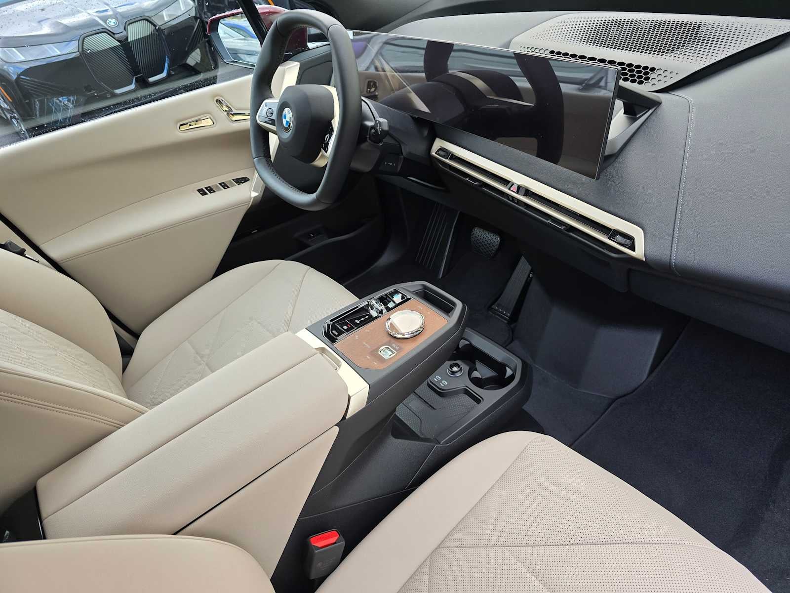 2026 BMW iX xDrive60