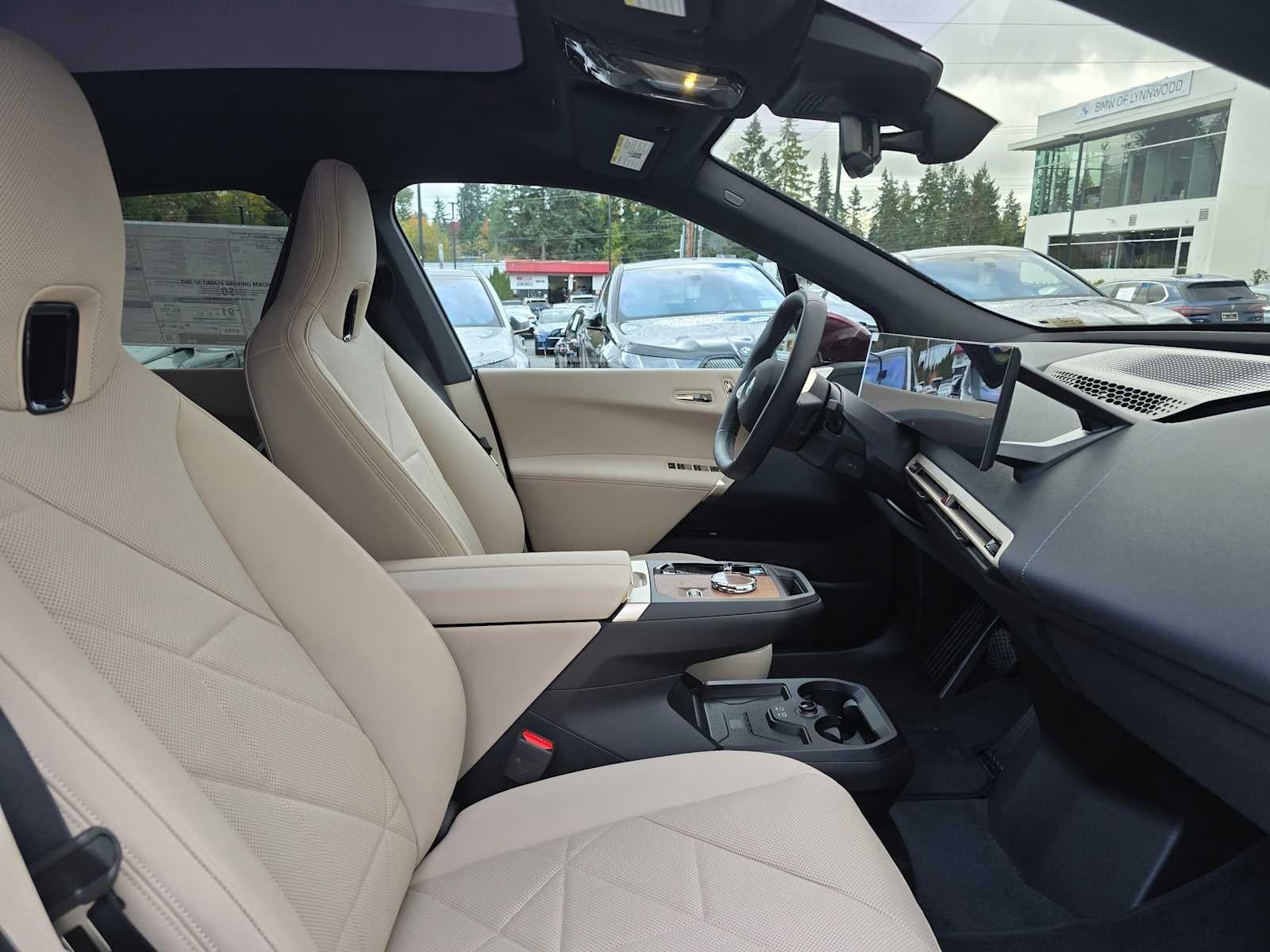 2026 BMW iX xDrive60