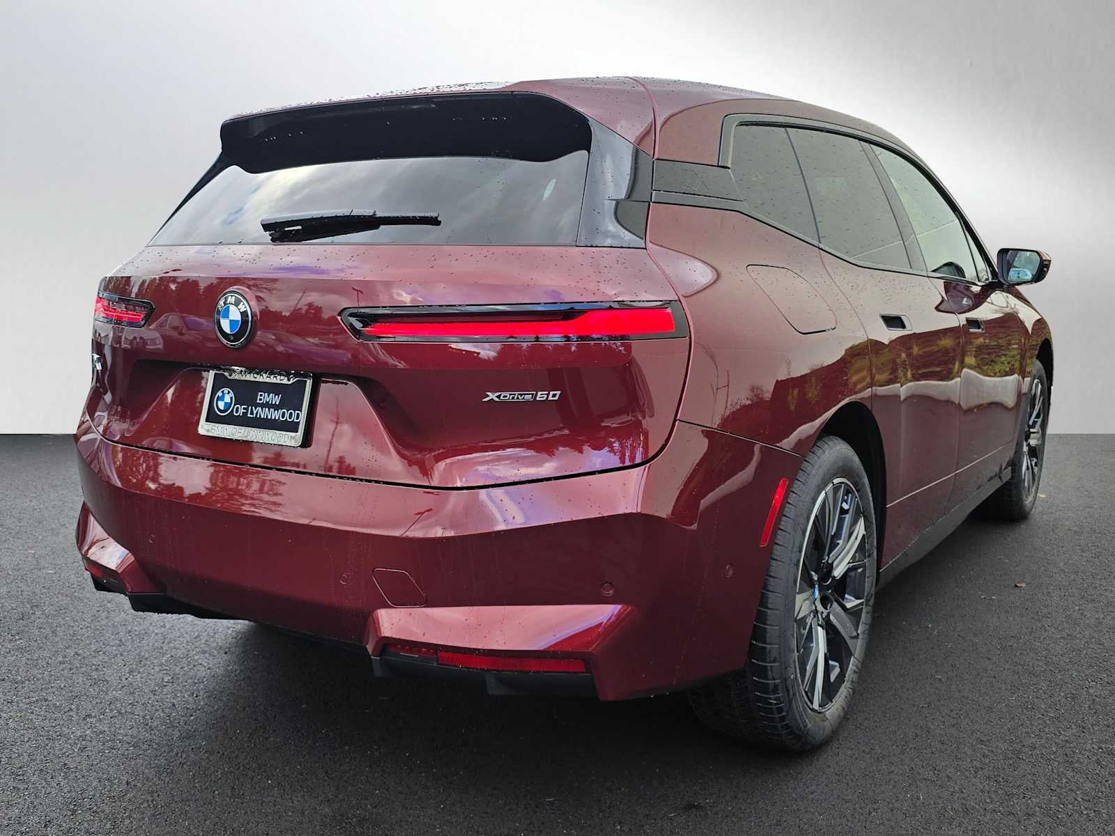 2026 BMW iX xDrive60