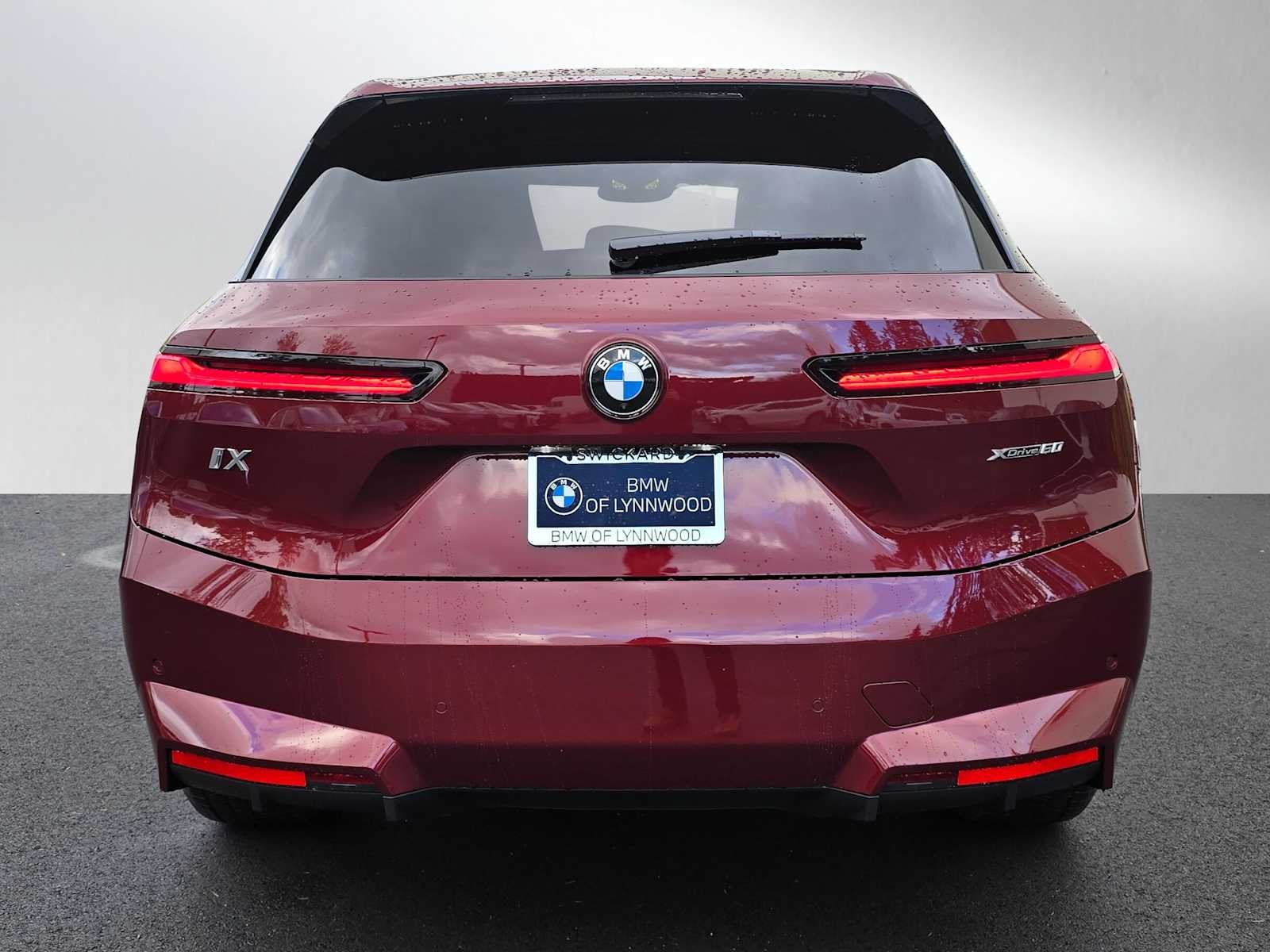 2026 BMW iX xDrive60