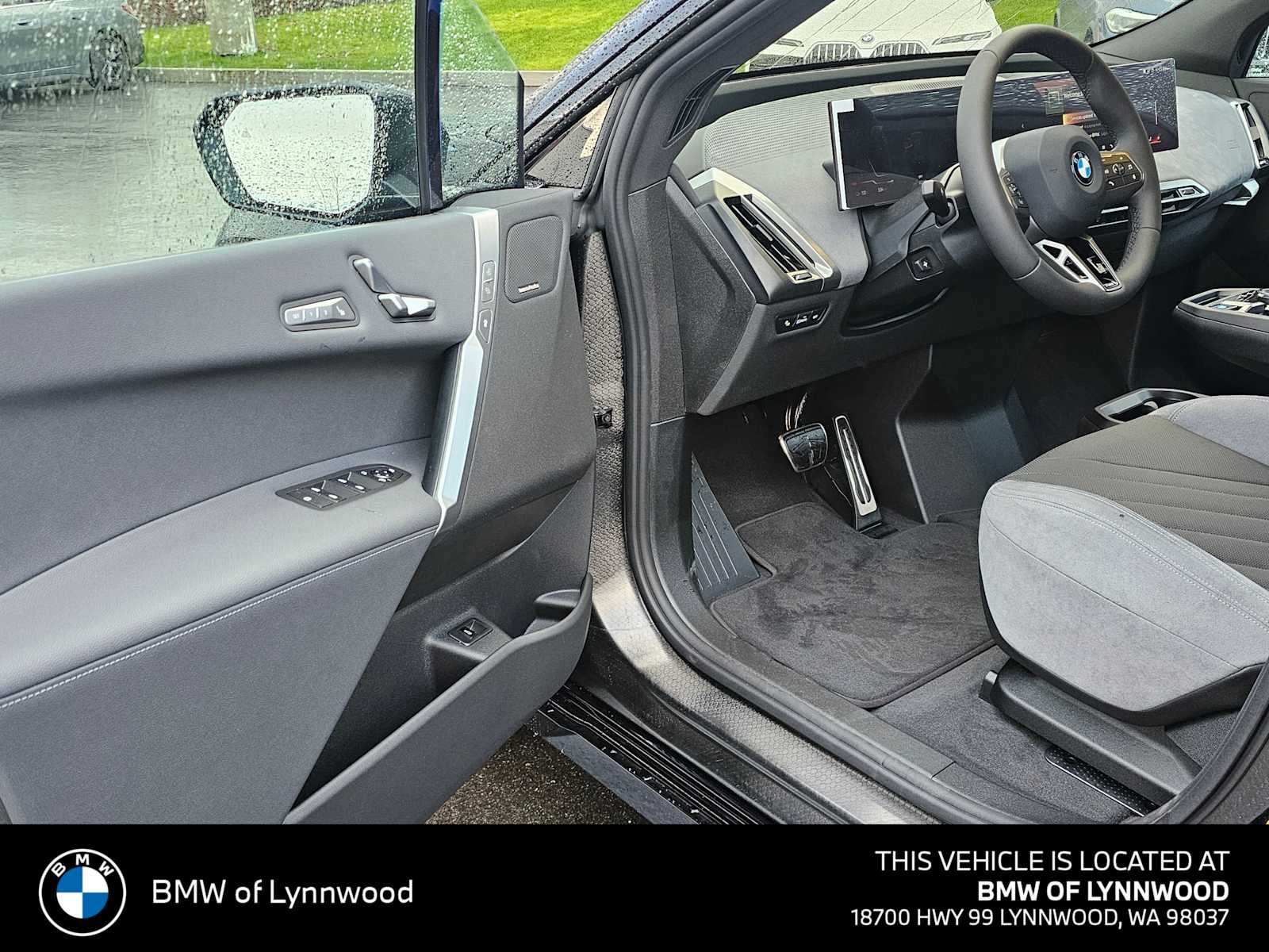 2026 BMW iX xDrive60 xDrive60