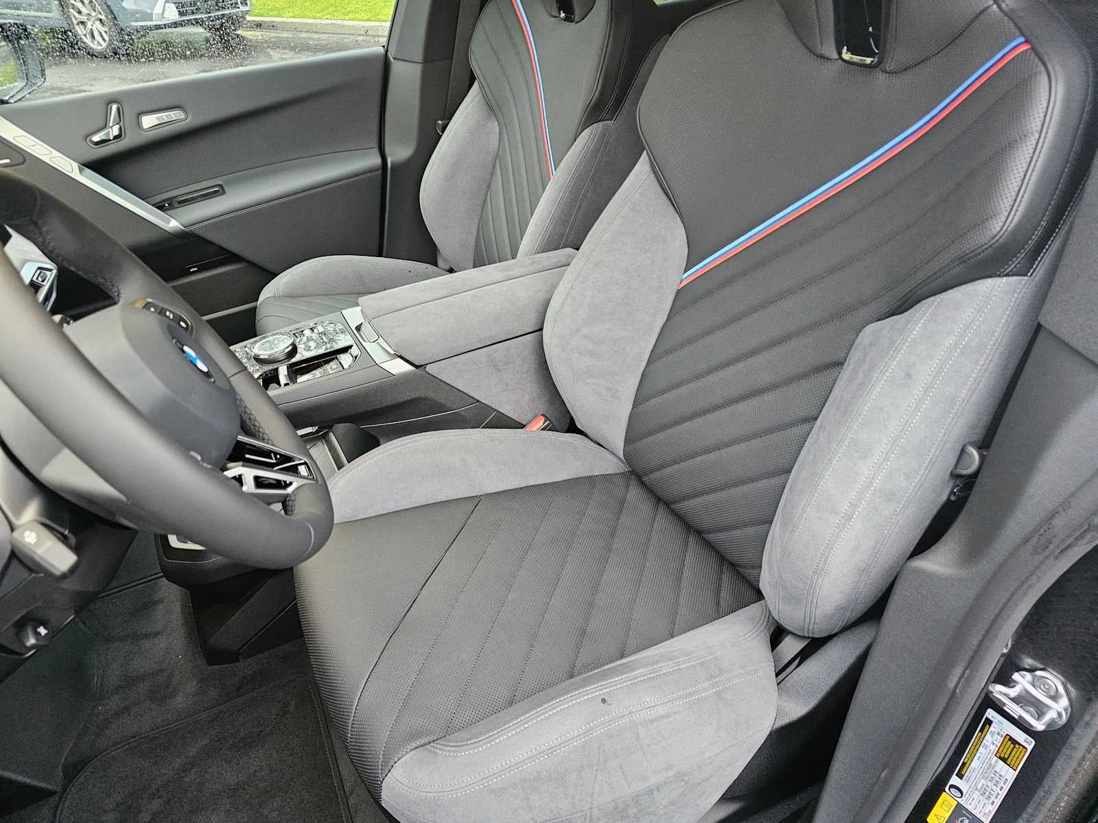 2026 BMW iX xDrive60 xDrive60