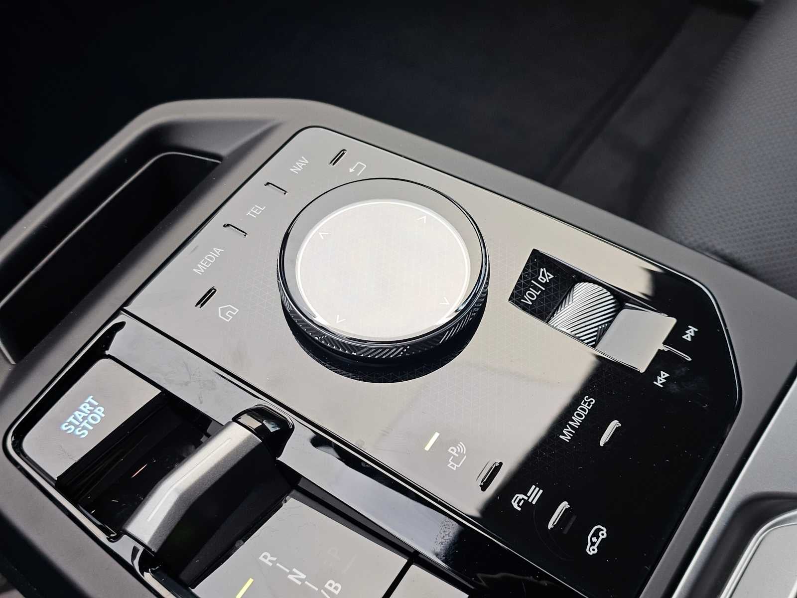 2026 BMW iX xDrive60 xDrive60