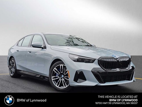 2026 BMW 550e xDrive 550e xDrive